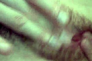 Is Himekawa Yuuna quivering with pleasure in this video?