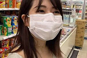 Plump Erotic Ass Beauty Gets Funding Sex Tape and Squirts