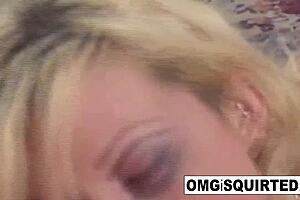 samantha sinn squirts all over that big cock during blowjob