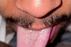 eating good pussy in las vegas c-creator