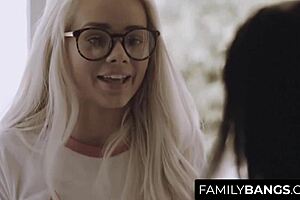 I Can't Resist My Rebel Stepmom Seducing Nerdy Elsa Jean