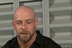 muscular mature bodybuilder masturbates solo with toys