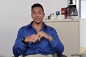 First Time Gay Anal Sex with Amateur!