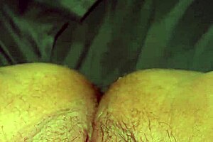 Miss69peach fingers her shaved pussy to orgasm and cum