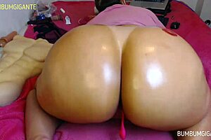 i oiled my ass for cuckold fun and invited fans to record with me