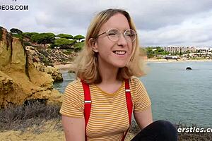 i'm so turned on by amelia in glasses getting off with dildo