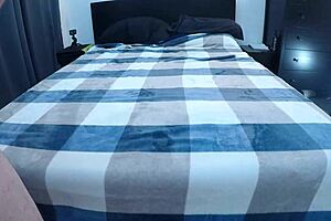 i take scarlett johnsons anal from daddy