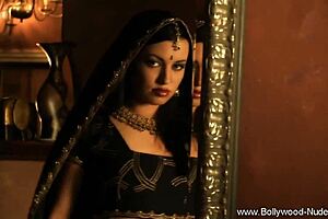 Sexy Indian girl looking pretty solo