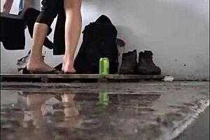 Plump Ass Spied On In Swim Cam