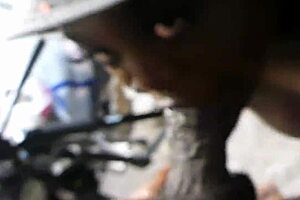 Sloppy dick sucking babe 😋