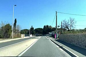 Sarah 21, Hot Hostess in Saint Tropez Gets Facial!