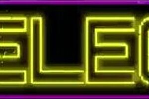 guy selector wants to try your vr set will you let him grab your cock and stroke 😏