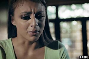 big butt teen 18+ catfished by teacher in online dating fuck