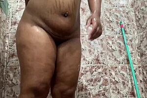 Ebony BBW Shows Big Boobs and Pussy in Shower