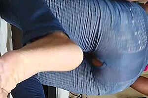 Latina Plays with Pussy and Vibrator in Detailed Masturbation Session