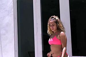 Booty beautiful seduces guy with huge black cock