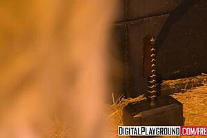 Whor goddess of thunder parody with phoenix marie and piper perri in double penetration.