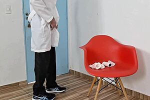 ela quis passar no exame com o cu para garantir o emprego