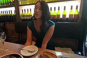 膣から溢れ出る精子に大喜び！騎乗位1発！立ちバックで1発！正常位で1発！