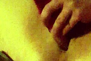 Watch Liz fuck herself with dildo!