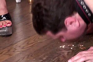 Femdom Ladies Humiliating Slaves In Petplay