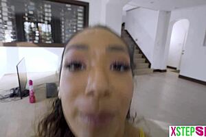 Latina stepsister Sarah Lace, uh, gamer girl wanna play with me or somethin?