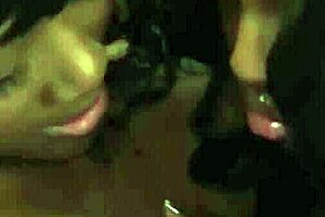 I watch horny ebony milfs flirt