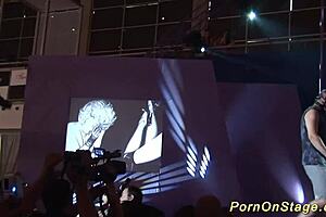 Crazy fetish show on stage with big tits 😈