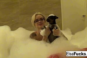 teen pornstar elsa jean shows hotel room and pussy