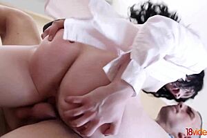 FIRST DATE TURNS INTO HARD DOGGYSTYLE FUCK!