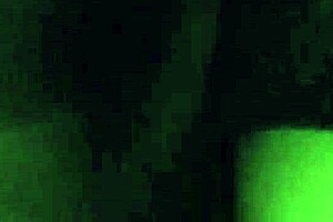 मी कोमाड्रे टंगा लिंगरी में स्क्वर्ट करती है