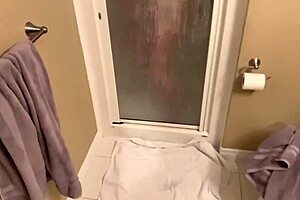 Wet pussy gets massive cumshot after shower