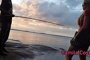 Looking for a campsite, I met a fisherman, asked to learn fishing, and grabbed his ROD!