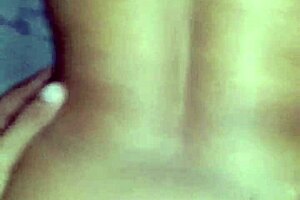 Prostitute gives her pussy to the eater in detailed scene.