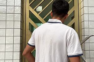 Chamei Eles Para Concertar A Internet E Acabei Fudendo Com Os Dois