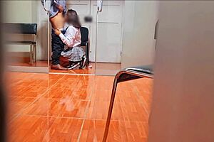 Teacher in Mexico Doesn't Notice