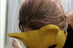 I give oral to my friend after school, he deepthroats me