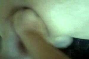 i'm sevda fisting with my shemale body