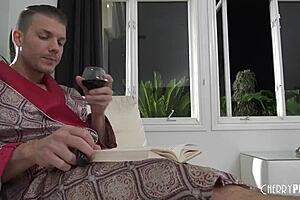 Petite blonde spinner Kiara Cole pounded hard by cheating man