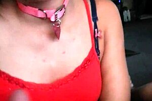 Amateur Slut Gives Blowjob While Talking Too Much