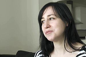 brooklyn strips down and enjoys her big natural tits 😍