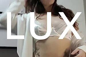 teasing in sexy lingerie 😘