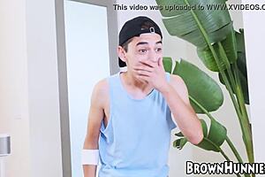 stunning chocolate hunny ana foxxx meets after relaxing