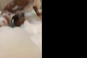 Ebony Babe Twerks Wet Ass In Bathtub