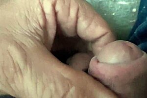 i can’t stop thinking about that gay brasileiro jerking off in the woods.