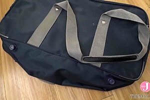 Nakadashi One-Room Sex with Cute Sister Fukayuki Arisaka in Missionary