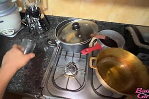 Did this babe suck my cock in the kitchen before her huge ass wrecked it?