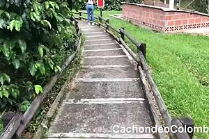 i met a tourist at the pool and fucked her