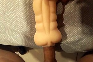 Follando Vagina De Goma With Monster Cock And Toys