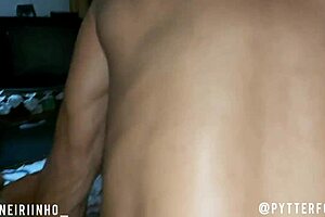 toda foda de brasileiro termina assim com o cu do passivo bem satisfeito de receber bastante pica augusto phellipe